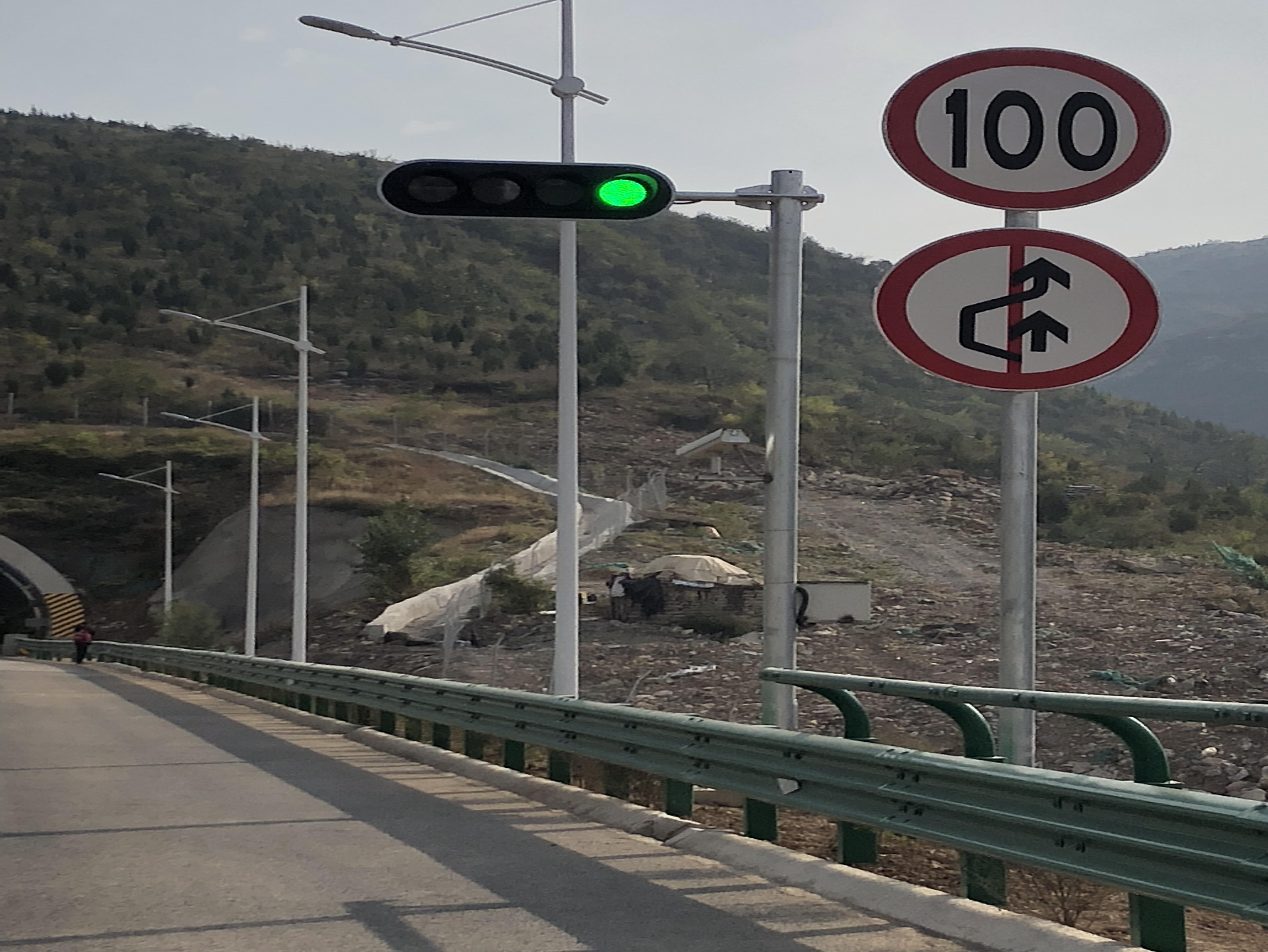 Traffic Signal Column or Traffic Light Pole