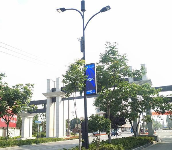 Straight Square Multifunction Integrated Pole or Smart Pole